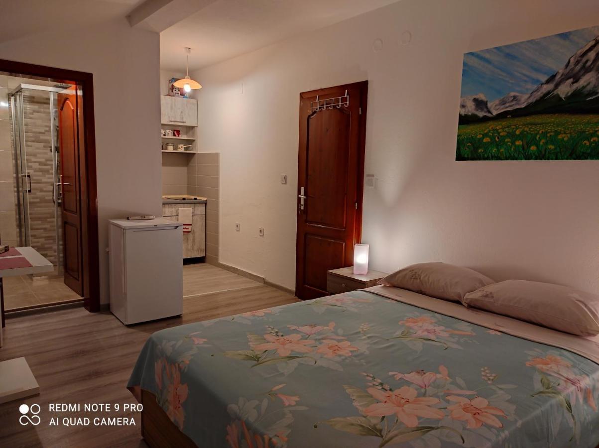 Apartments Papan Petrovac 외부 사진