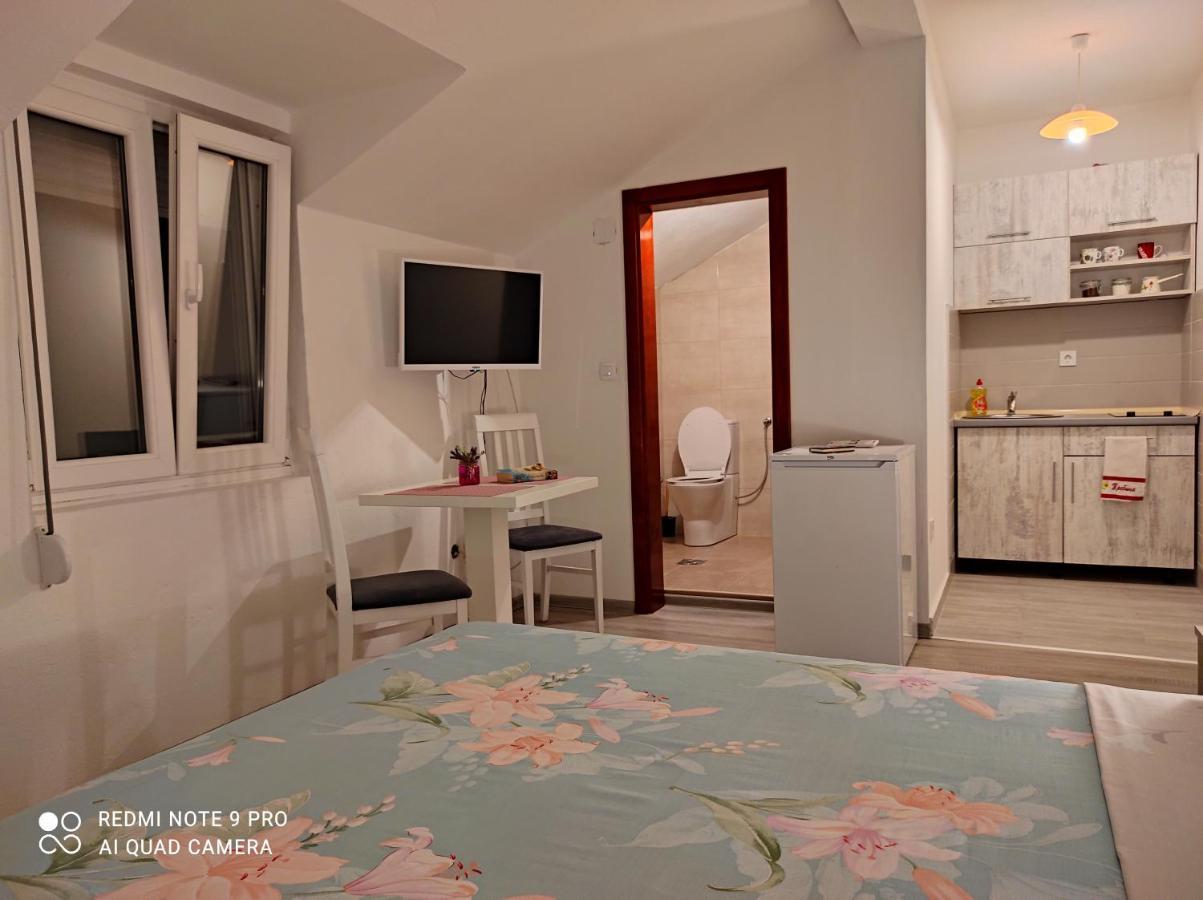 Apartments Papan Petrovac 외부 사진