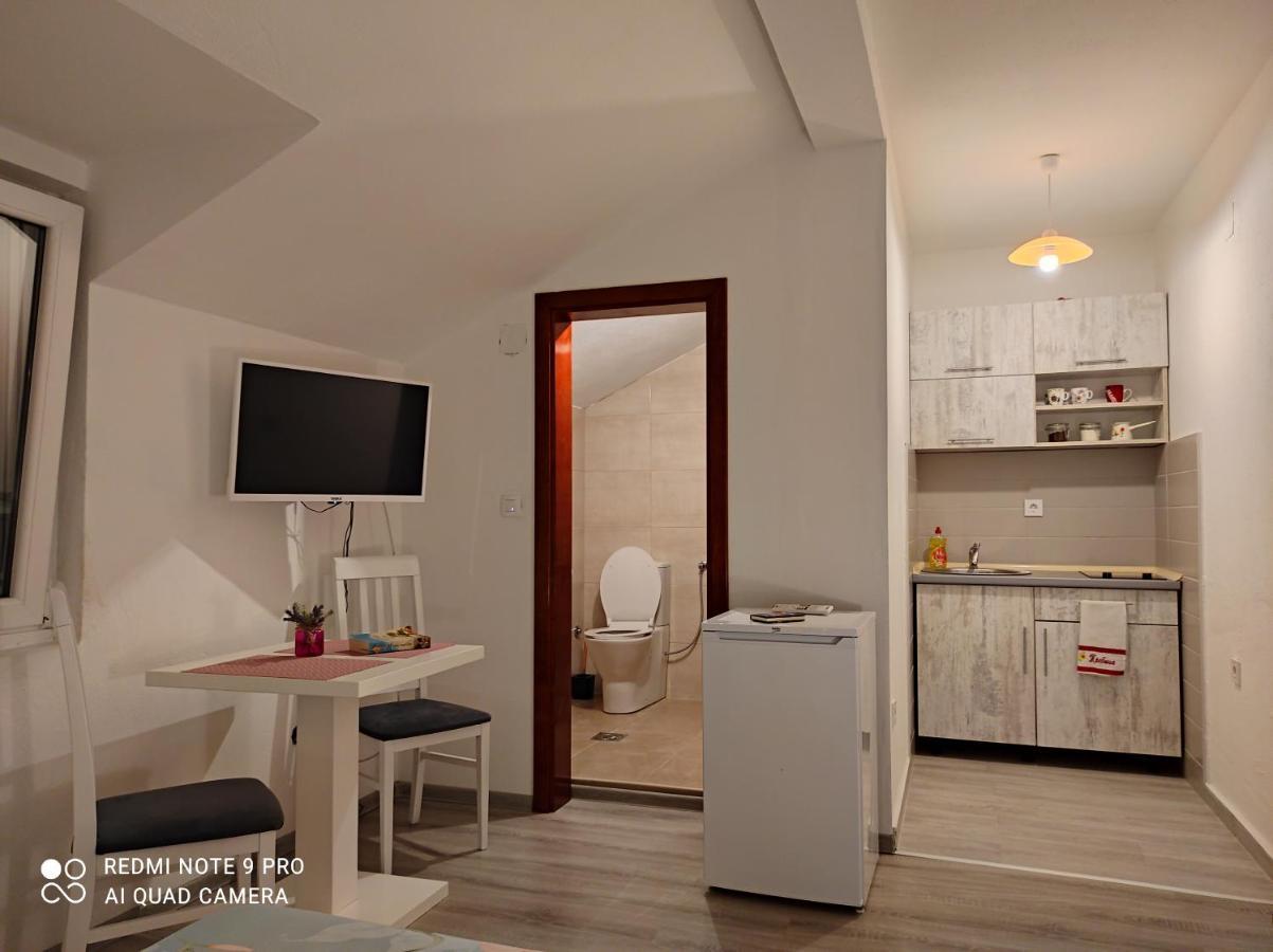 Apartments Papan Petrovac 외부 사진