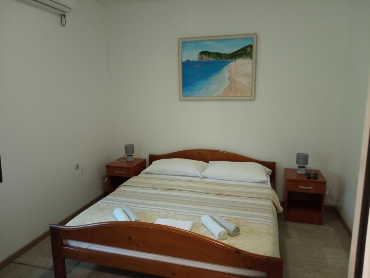 Apartments Papan Petrovac 외부 사진