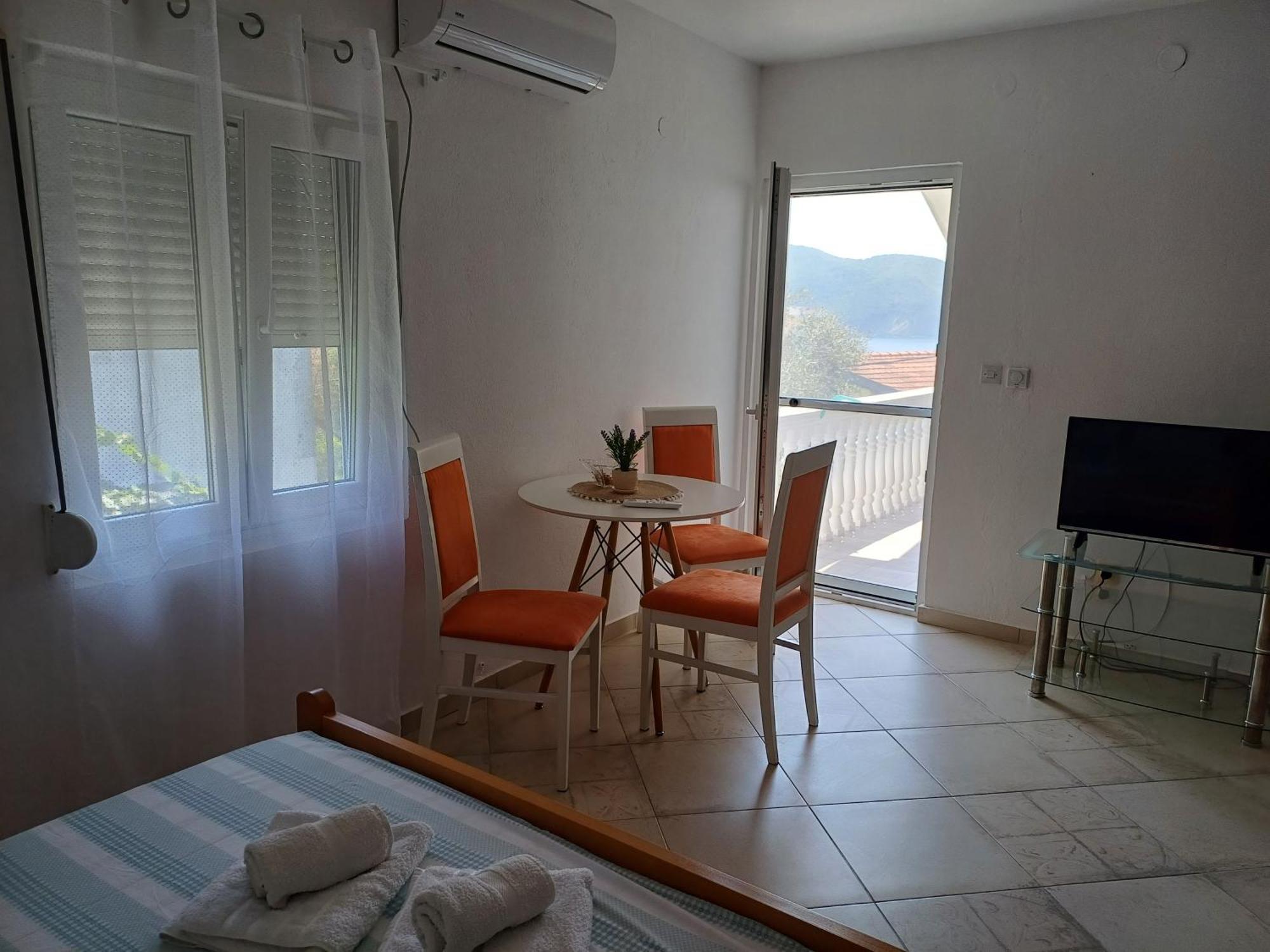 Apartments Papan Petrovac 외부 사진